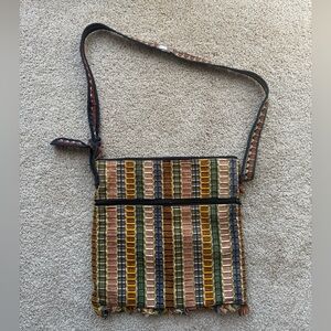 super cute woven bag!